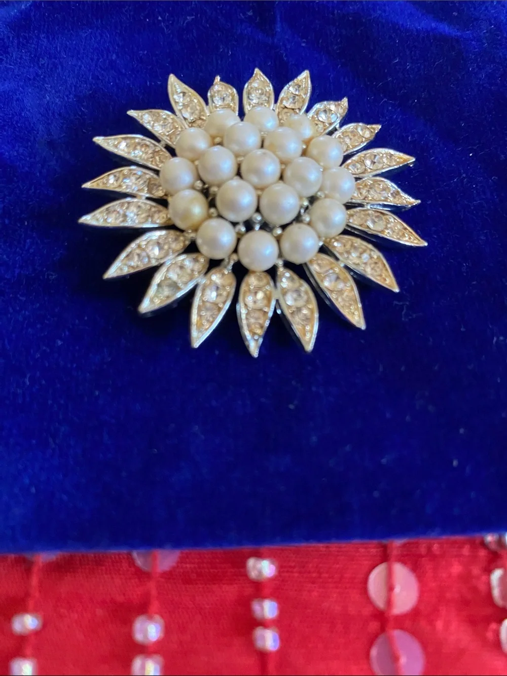 Vintage Lisner Stamped Stunning Pearl Crystal Sunburst Brooch